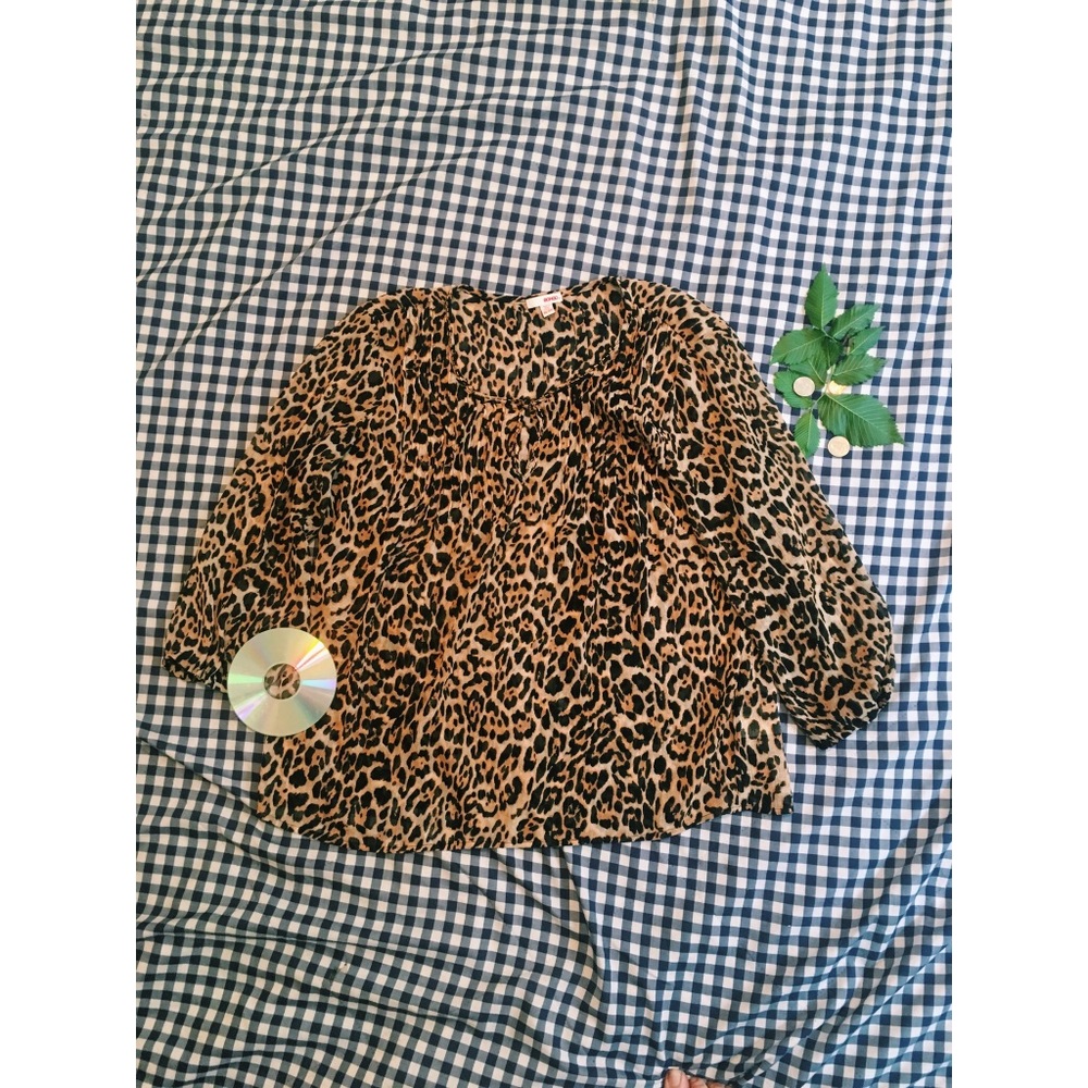 🌟 Leopard Shirt — Sheer 🌟